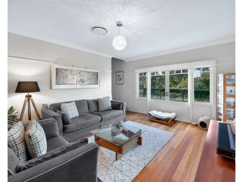 156 Burns Road, Springwood NSW 2777