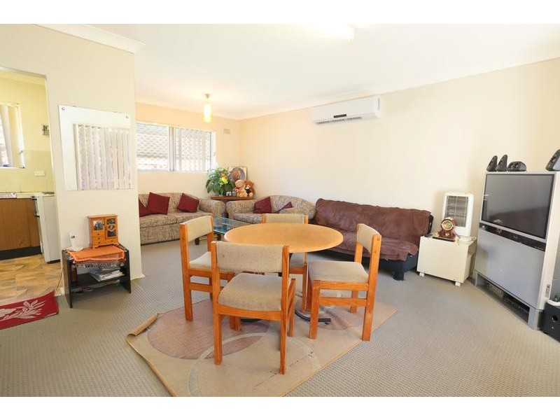 2/52 Castlereagh Street, Penrith NSW 2750