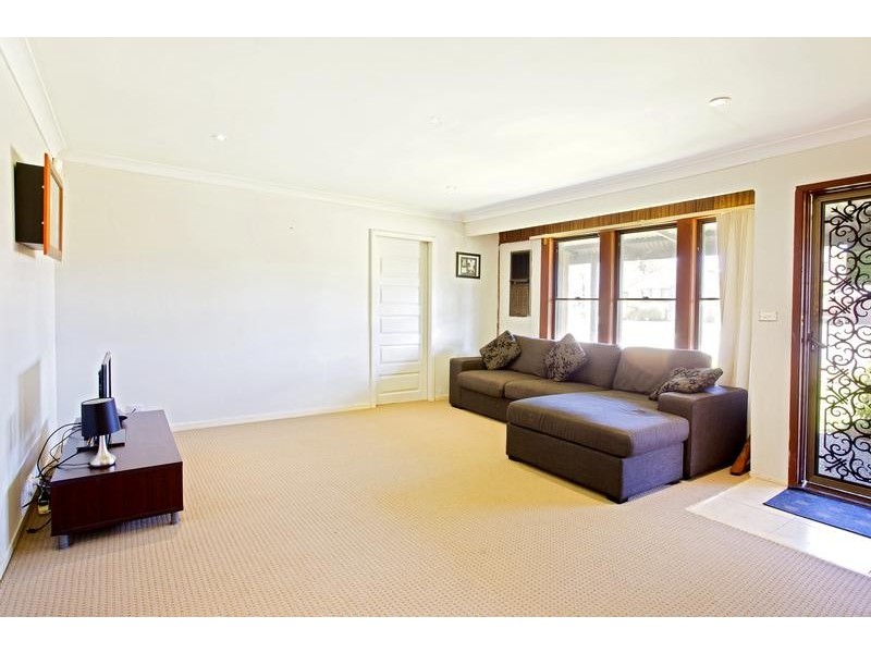 8 John Oxley Avenue, Werrington County NSW 2747