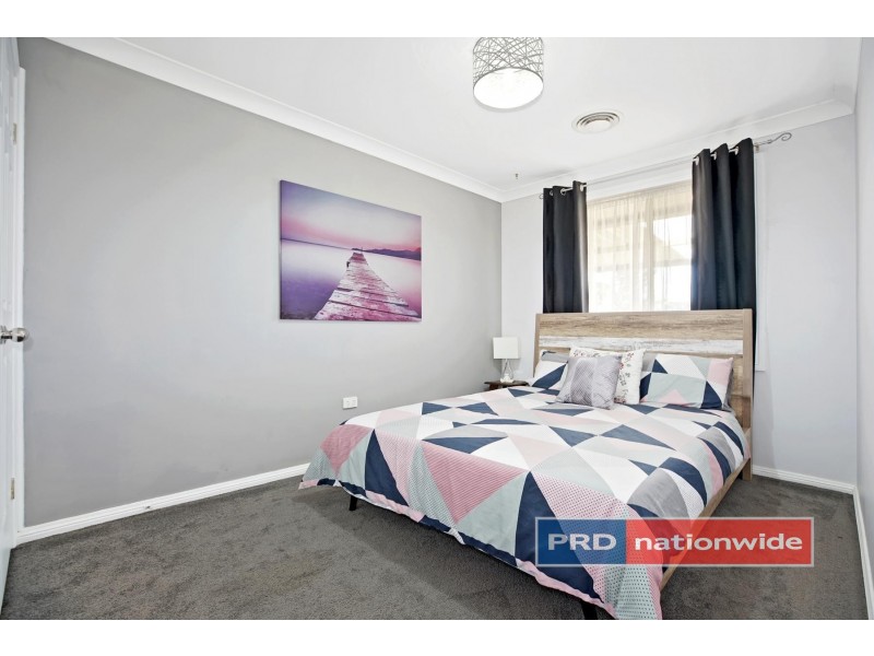 42 Sir John Jamison Circuit, Glenmore Park NSW 2745