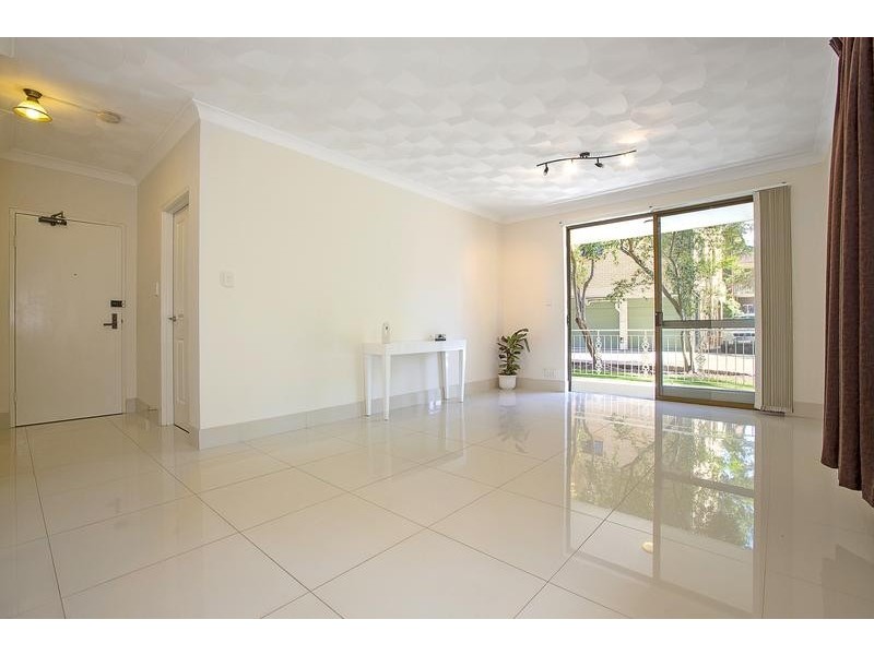 4/5 Santley Crescent, Kingswood NSW 2747