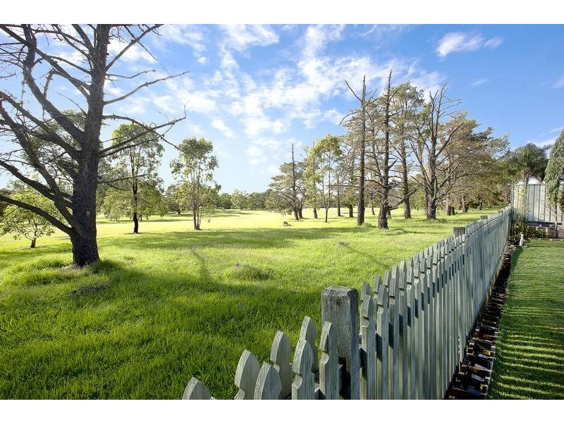 22 Huntingdale Drive, Glenmore Park NSW 2745