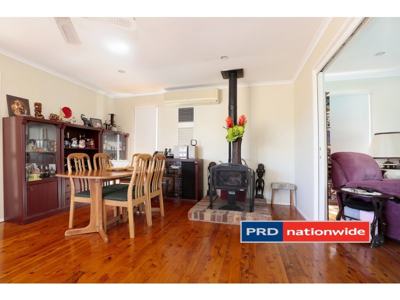 4 Greenhills Avenue, South Penrith NSW 2750