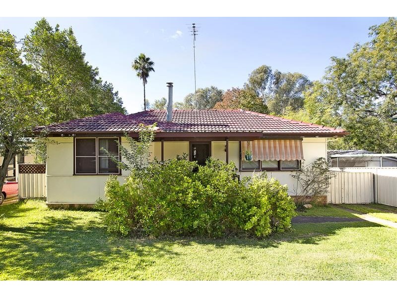 2 Karuah Road, Penrith NSW 2750