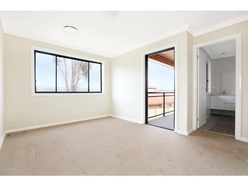 Glenmore Park NSW 2745