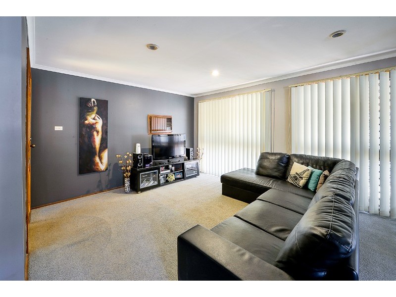 42 Farmview Drive, Cranebrook NSW 2749