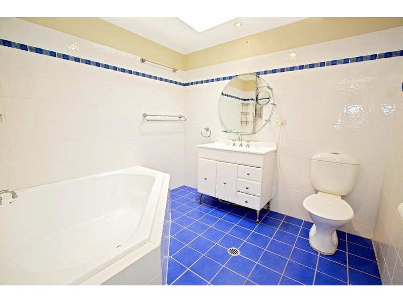 2 Byron Avenue, Wallacia NSW 2745