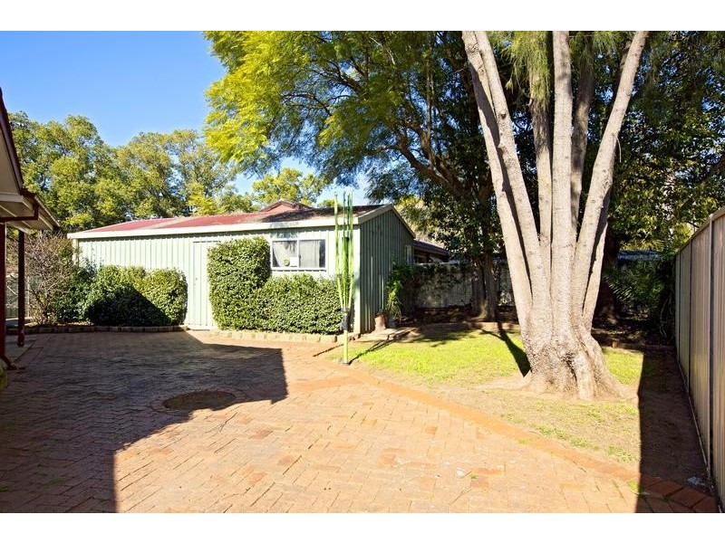 2 Byron Avenue, Wallacia NSW 2745