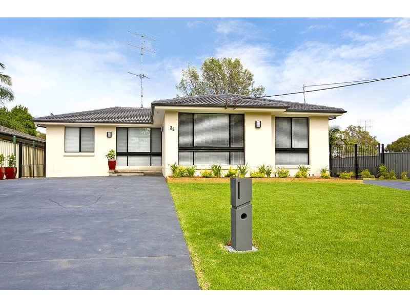 25 Watson Drive, Penrith NSW 2750