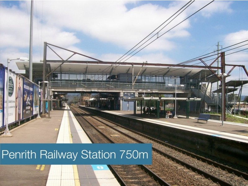 8 John Tipping Grove, Penrith NSW 2750