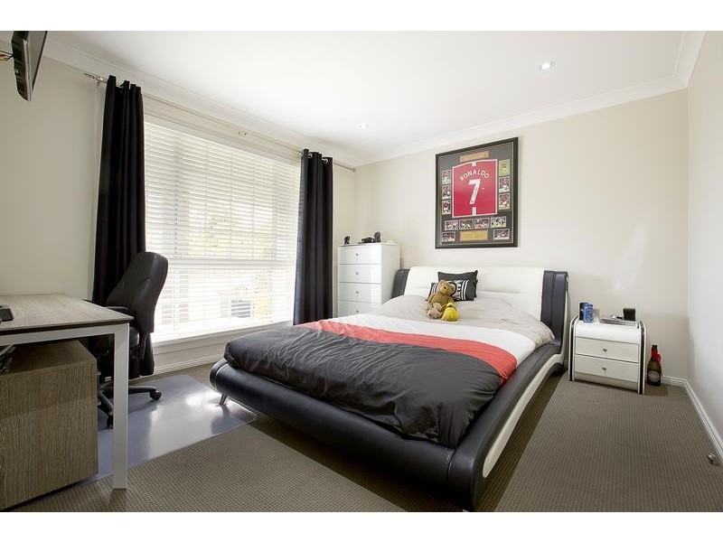 15 Clyburn Avenue, Jamisontown NSW 2750