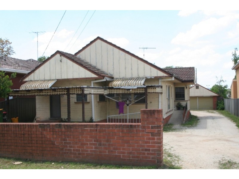 96-102; 21and23 Great Western Highway; Cosgrove Crescent, Kingswood NSW 2747