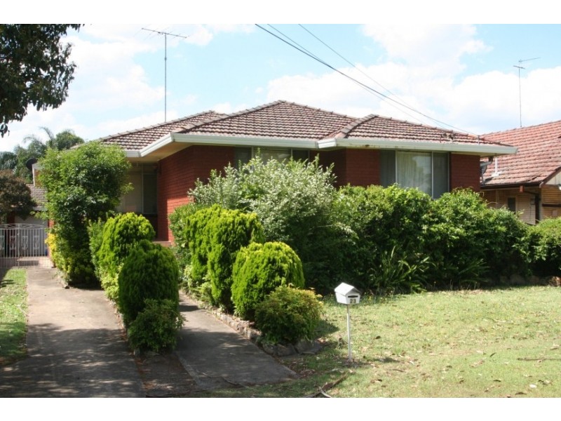 96-102; 21and23 Great Western Highway; Cosgrove Crescent, Kingswood NSW 2747