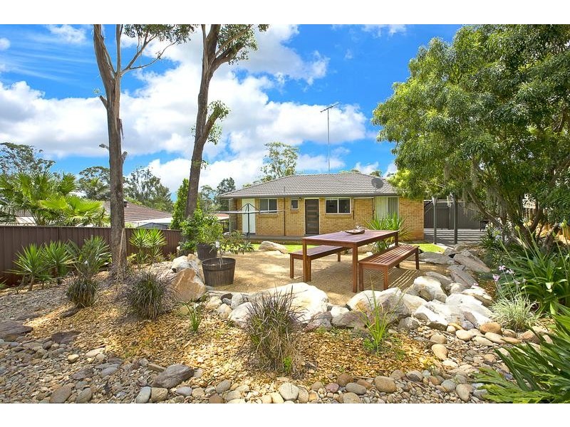 11 Eiger Place, Cranebrook NSW 2749