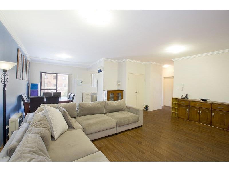 13/29-35 Preston Street, Jamisontown NSW 2750