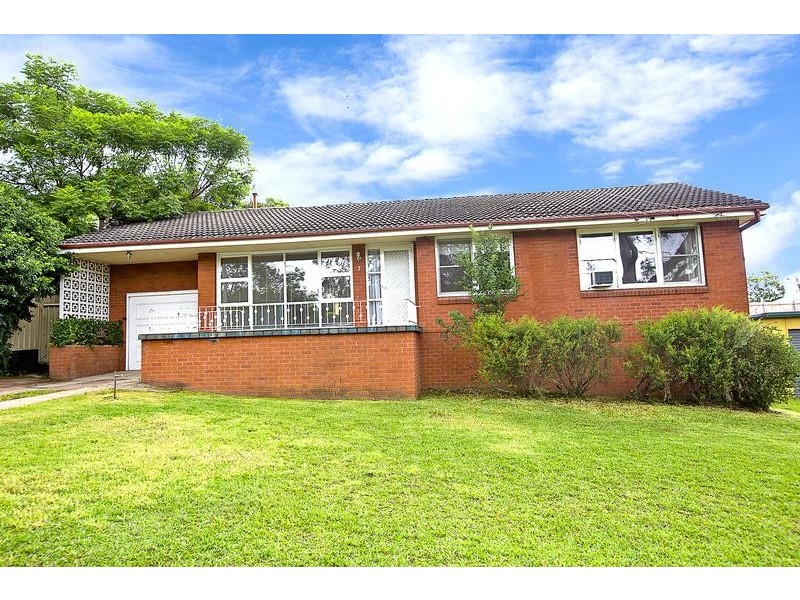 7 Blaxland Avenue, Penrith NSW 2750