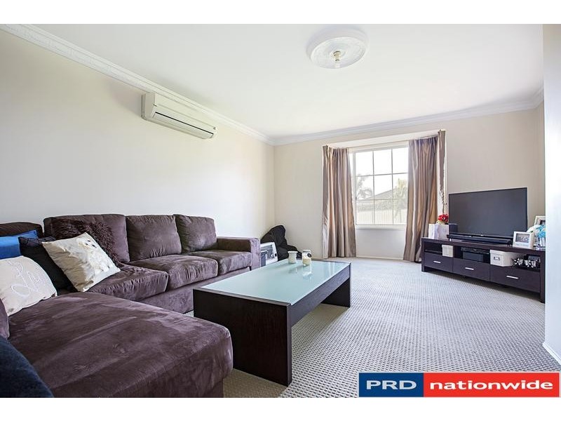 33 Kumbara Close, Glenmore Park NSW 2745