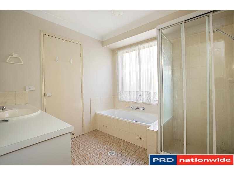 33 Kumbara Close, Glenmore Park NSW 2745