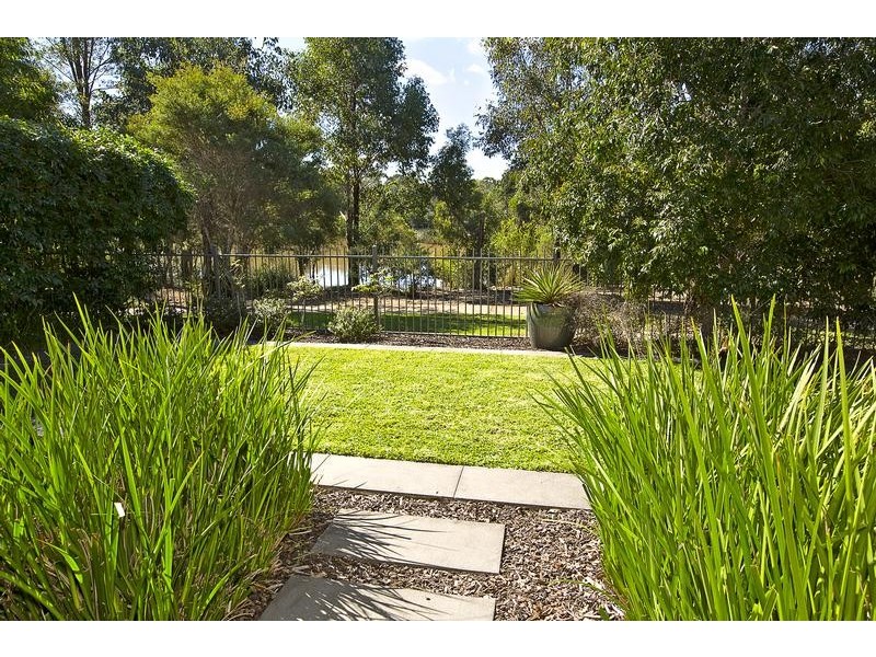 8 Fulmar Way, Cranebrook NSW 2749