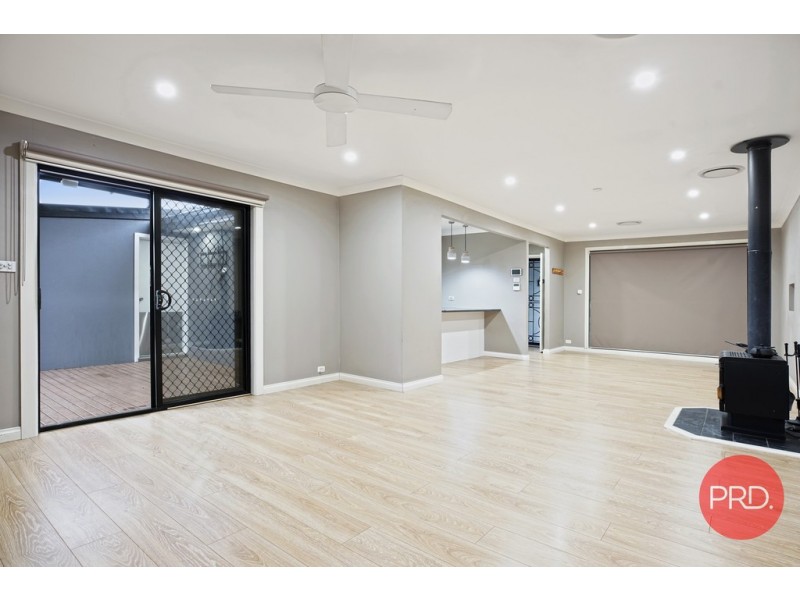 7 Gladswood Avenue, South Penrith NSW 2750