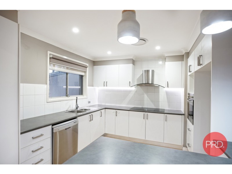 7 Gladswood Avenue, South Penrith NSW 2750