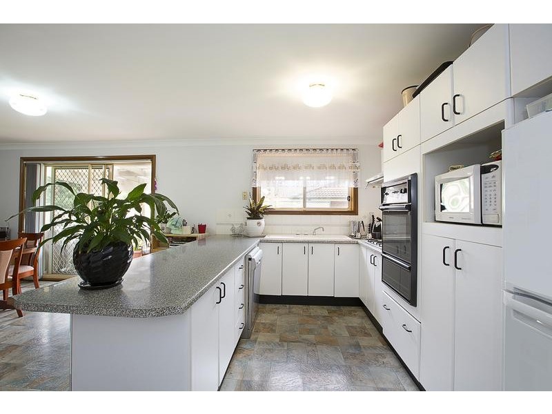 9 Lehmann Avenue, Glenmore Park NSW 2745