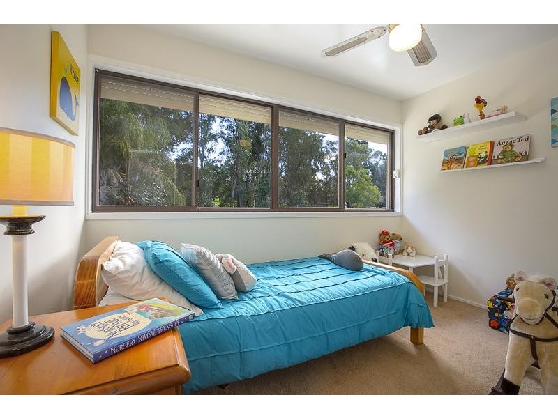 37 Parklands Avenue, Leonay NSW 2750