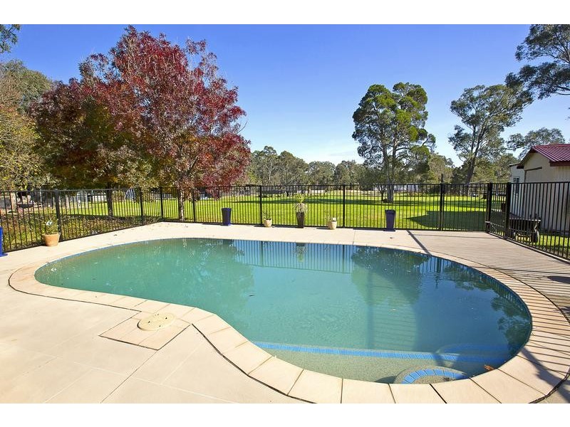 15 Tadmore Road, Cranebrook NSW 2749