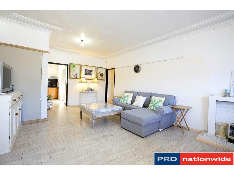 72 Bringelly Road, Kingswood NSW 2747