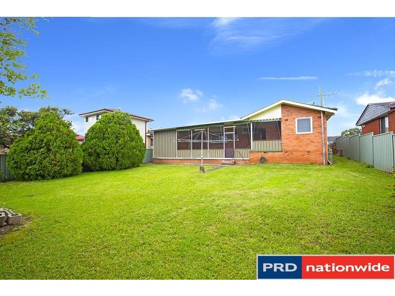 9 Chesterfield Road, South Penrith NSW 2750