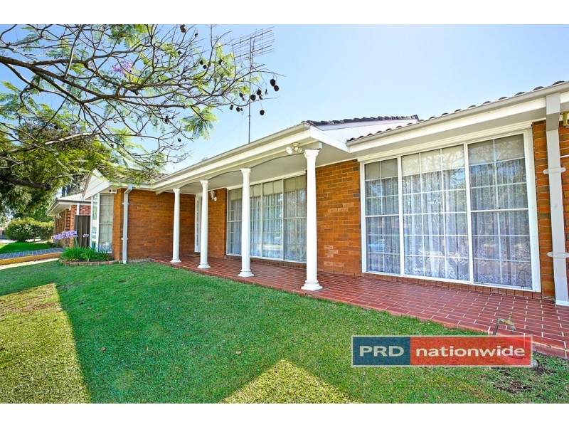 2 Kiparra Crescent, South Penrith NSW 2750