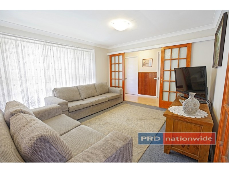 2 Kiparra Crescent, South Penrith NSW 2750