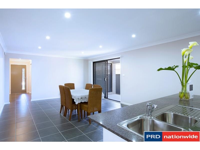 21 Moluccana Crescent, Ropes Crossing NSW 2760