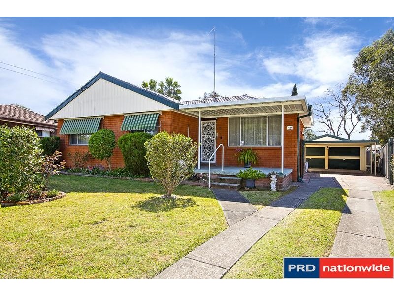 10 Munmora Place, Oxley Park NSW 2760