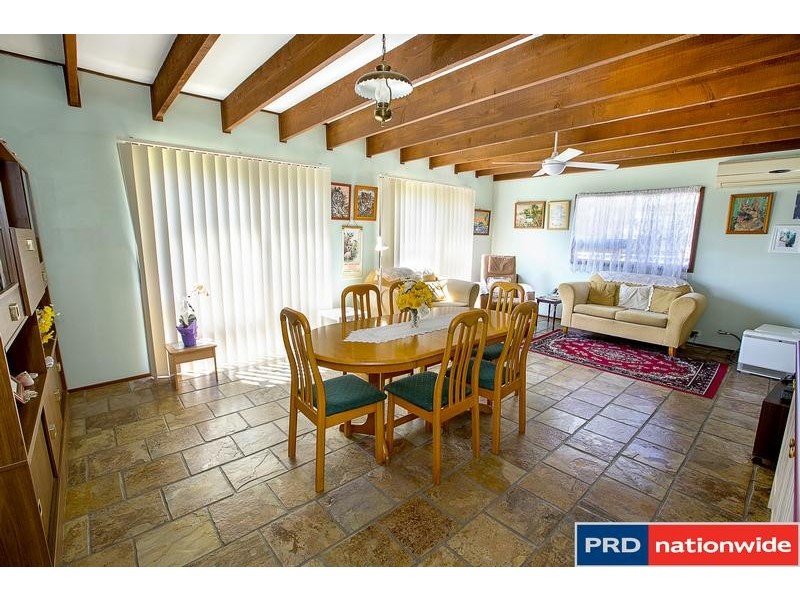 10 Munmora Place, Oxley Park NSW 2760