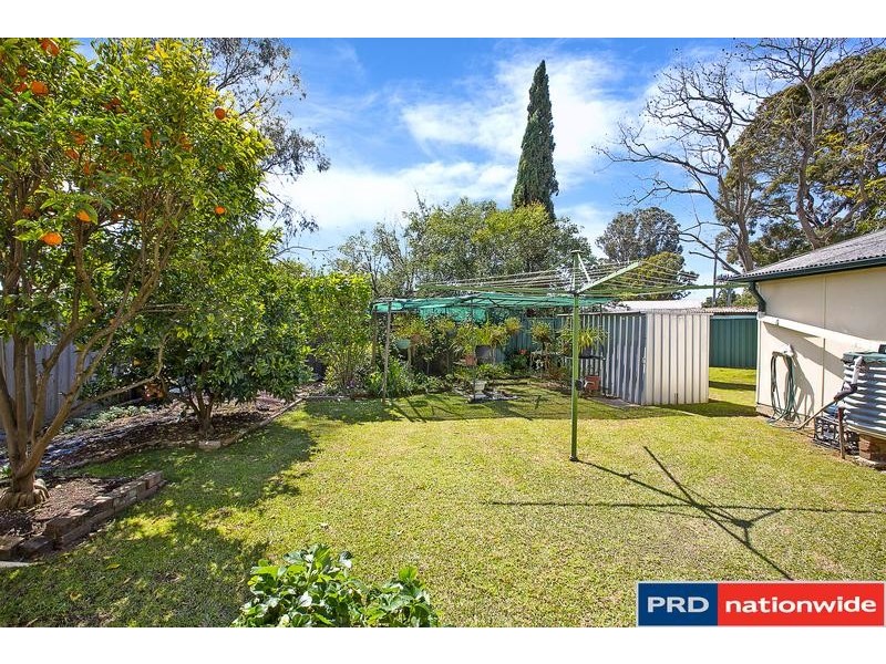 10 Munmora Place, Oxley Park NSW 2760
