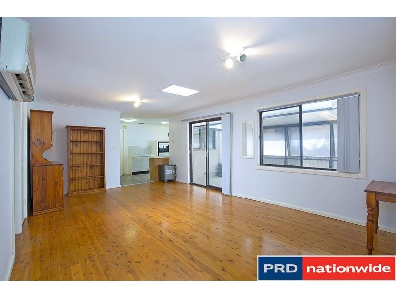 18 Dallas Avenue, South Penrith NSW 2750