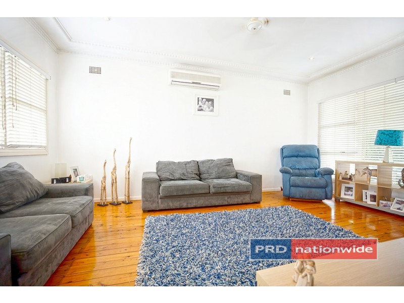 16 Gladys Street, Kingswood NSW 2747