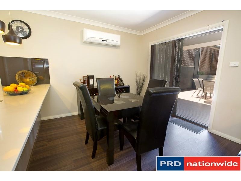 8 Lyora Street, Glenmore Park NSW 2745