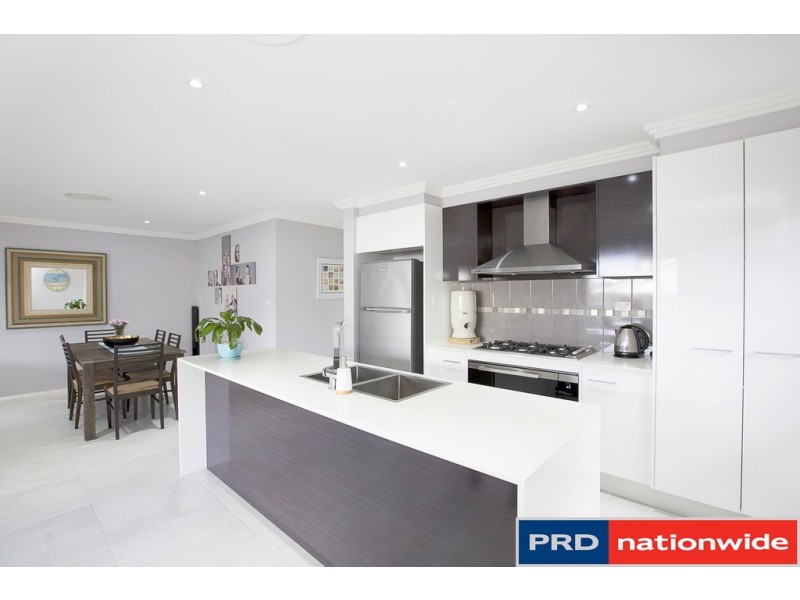 18 Binyang Avenue, Glenmore Park NSW 2745