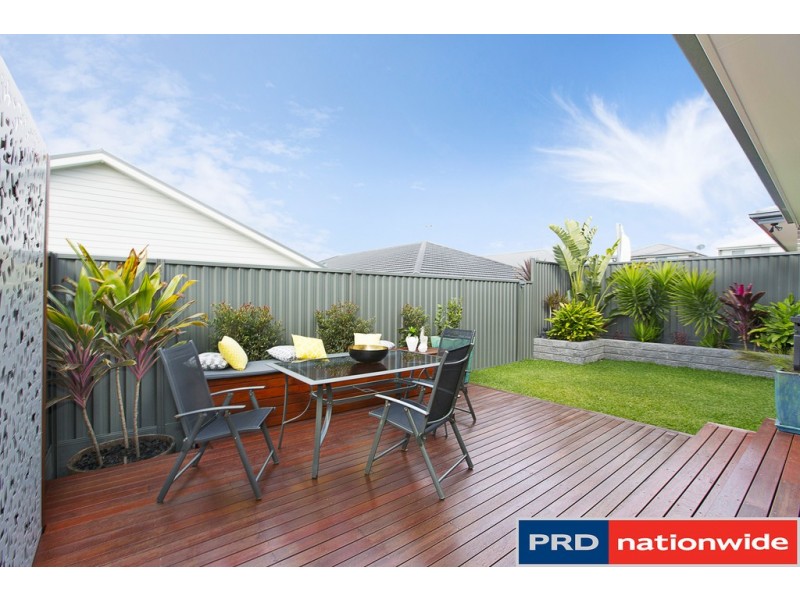 18 Binyang Avenue, Glenmore Park NSW 2745