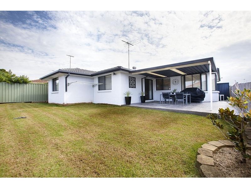 4 Yuroka Street, Glenmore Park NSW 2745