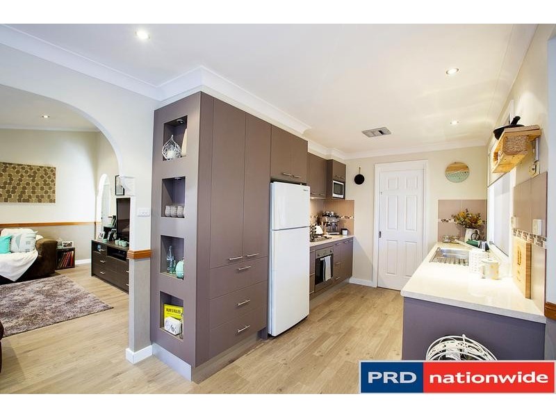 17A Paganini Crescent, Claremont Meadows NSW 2747