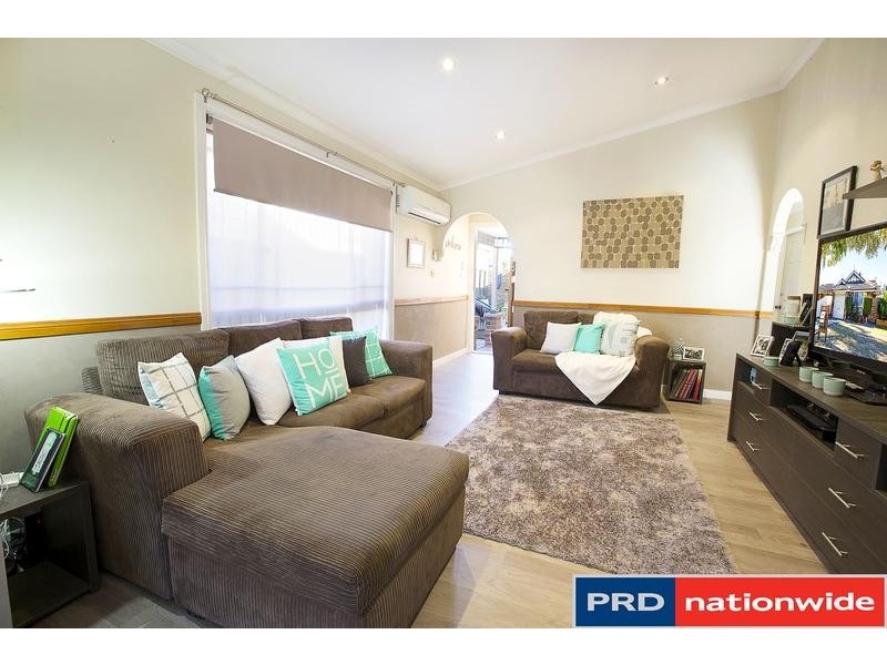 17A Paganini Crescent, Claremont Meadows NSW 2747