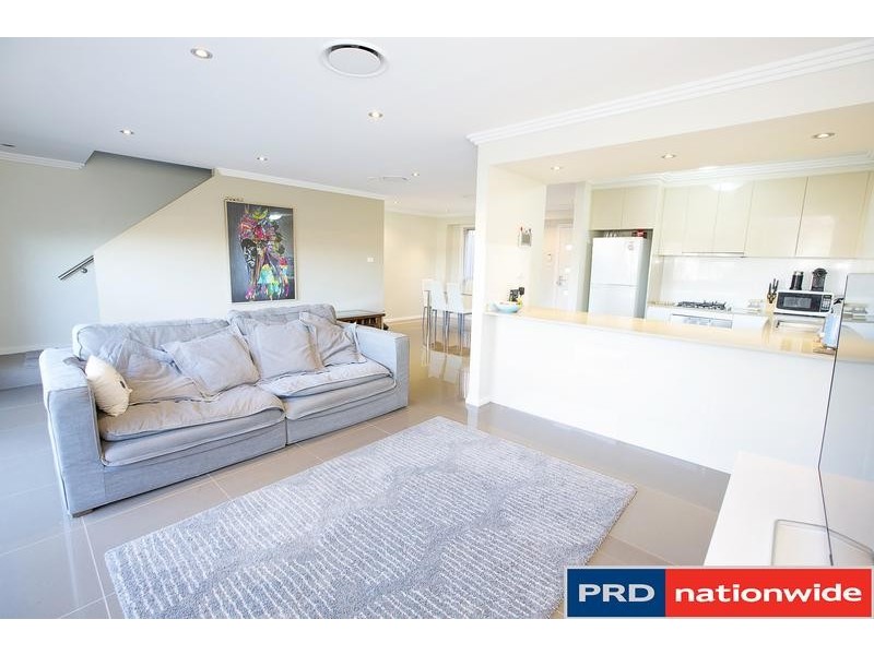 4/400 Glenmore Parkway, Glenmore Park NSW 2745