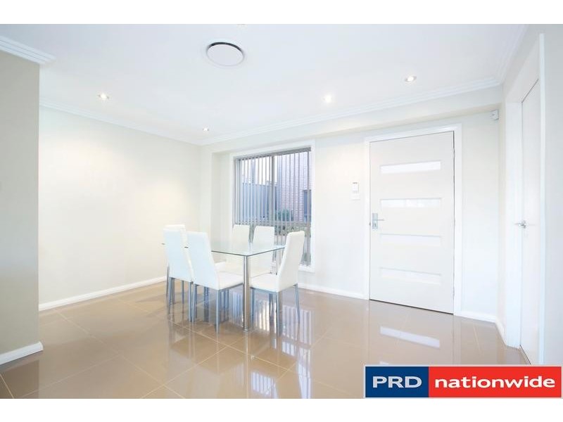 4/400 Glenmore Parkway, Glenmore Park NSW 2745