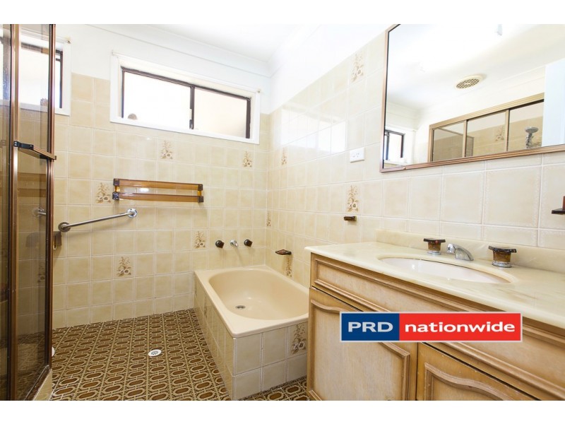 11 Bass Street, Colyton NSW 2760