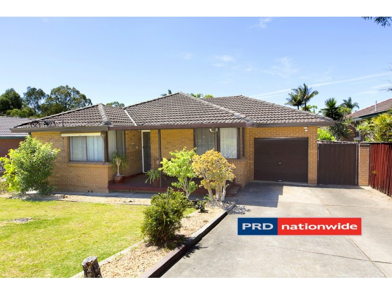11 Bass Street, Colyton NSW 2760