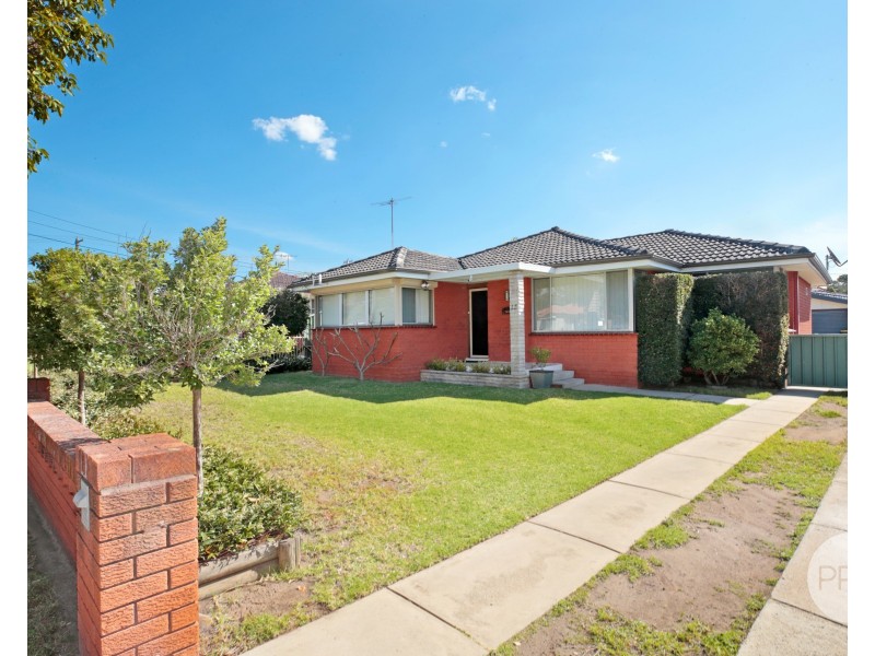 13 Stapley Street, Kingswood NSW 2747