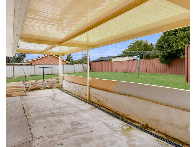 1/4 Paterson Place, Colyton NSW 2760